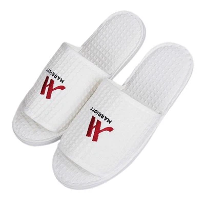 Hotelpantoffels met open neus